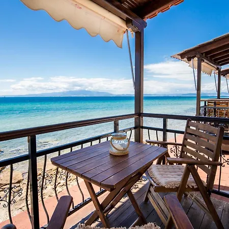 Akti Klisma Apartment