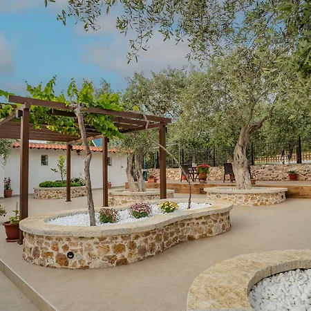 Apartment Akti Klisma *