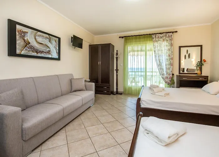 Akti Klisma 아파트