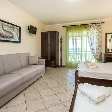 Akti Klisma Appartement