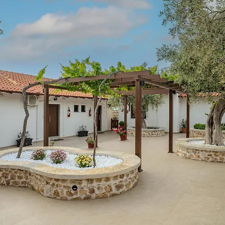 Paloudas Bay Skála Kallirákhis