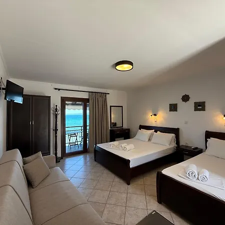 Apartment Paloudas Bay *